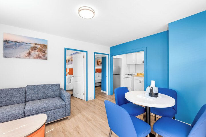 Buttercup Suites