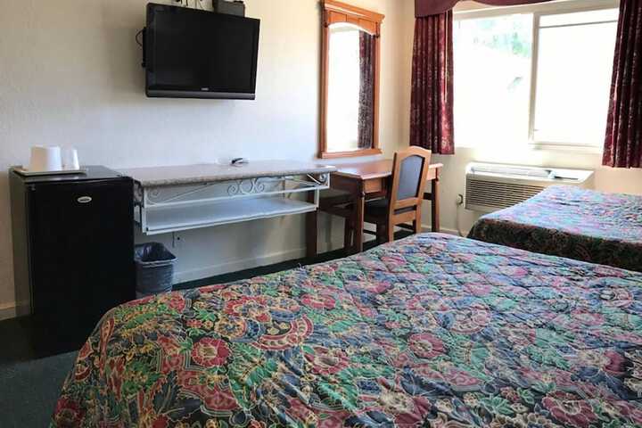 Room 40 of 46