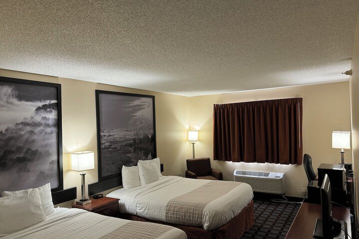 Room 12 of 20