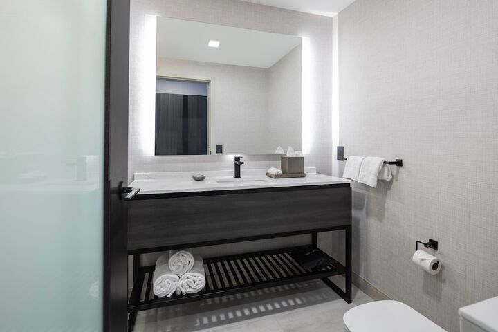 Room 21 of 58