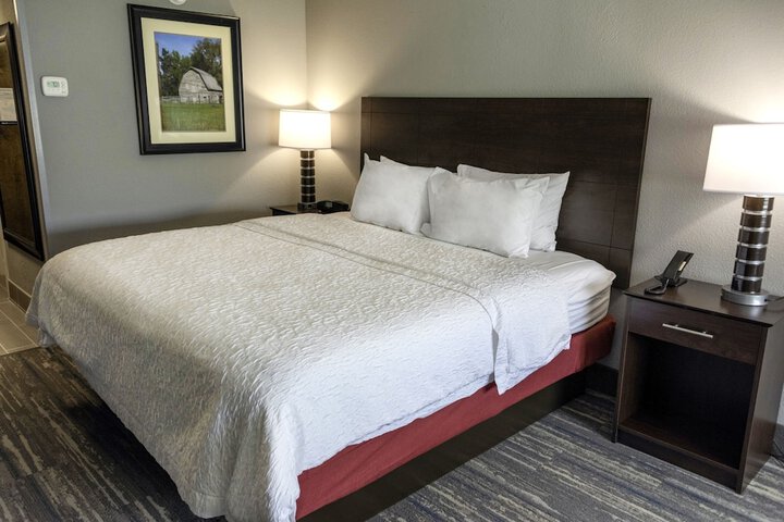 Room 21 of 48