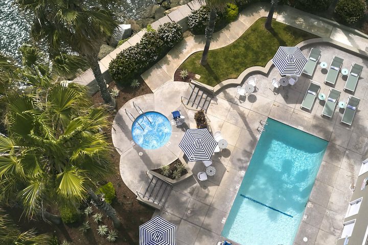 Pool 20 of 85