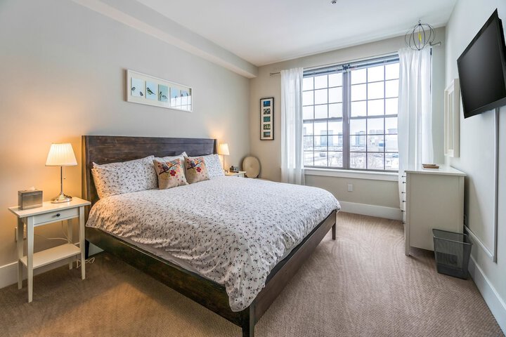 Room 18 of 27