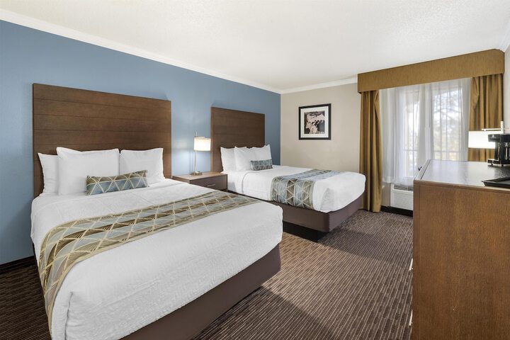 Best Western Airport Albuquerque InnSuites Hotel & Suites