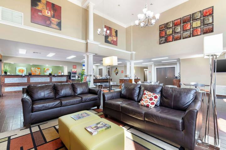 Best Western Inn & Suites