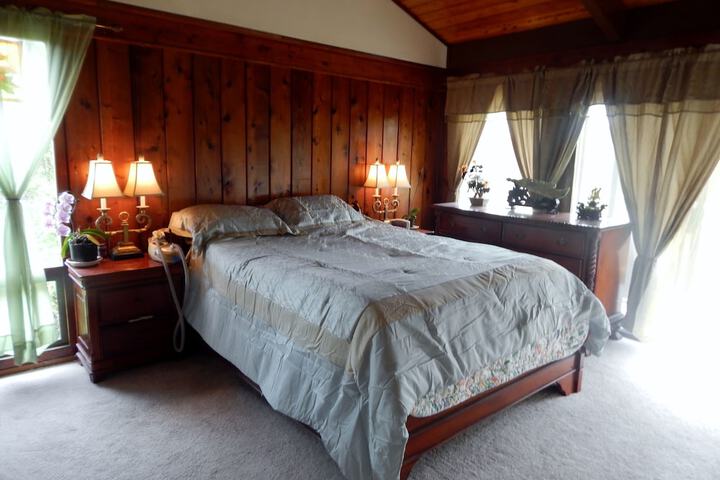 Room 29 of 49