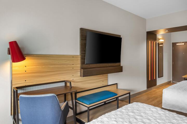 Tru by Hilton Middleburg Heights Cleveland Airport