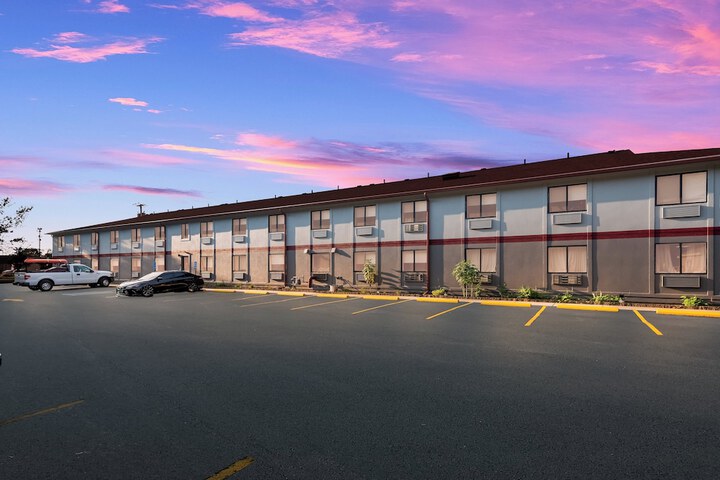 Hotel 7 of 38