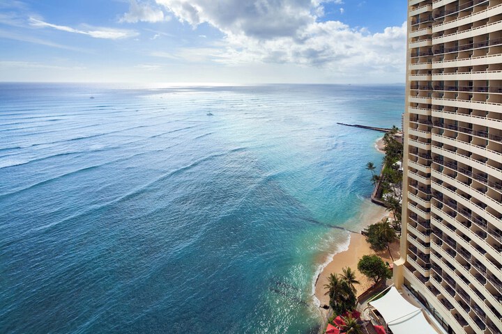 Sheraton Waikiki Beach Resort