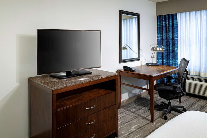 Room 16 of 46