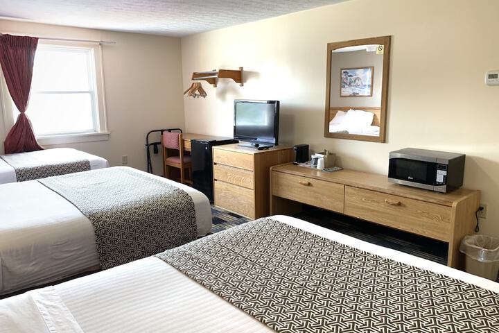 Room 10 of 15