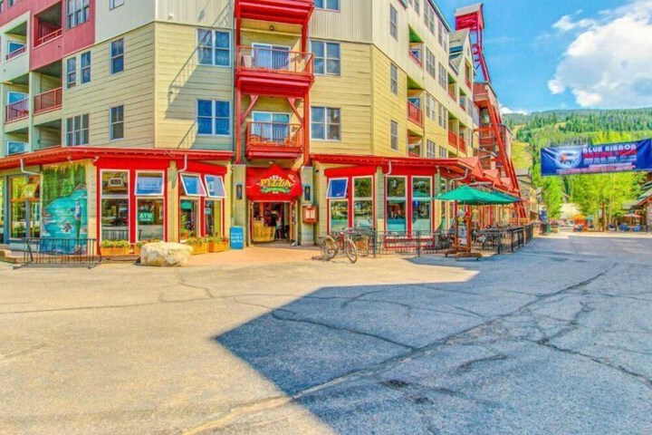 1 Bedroom Mountain Condo in River Run Village with Beautiful Mountain Views and Walking Distance to Ski