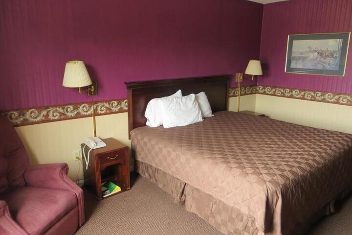 Room 44 of 48