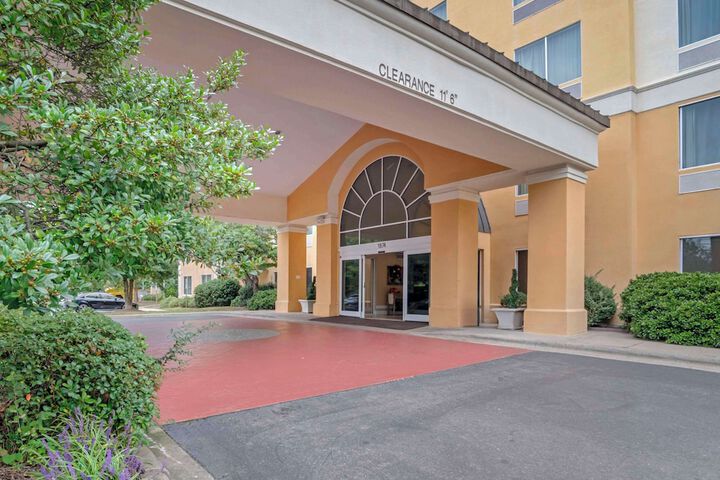 Hotel 3 of 52
