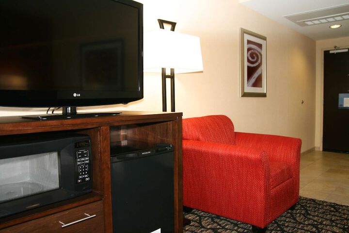 Room 26 of 83