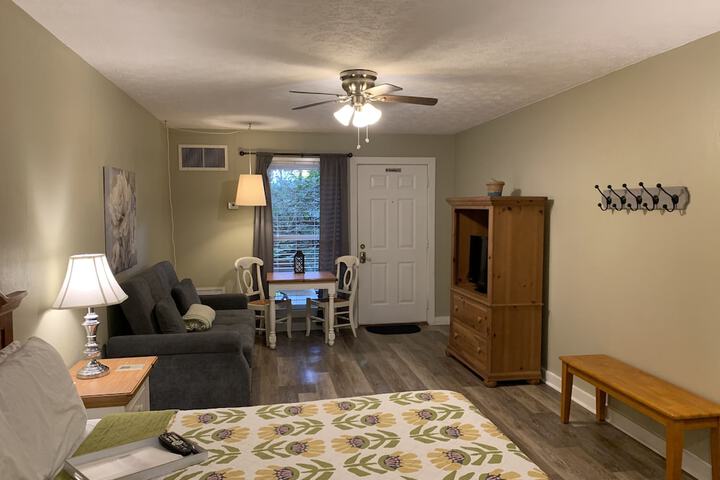 Room 43 of 155