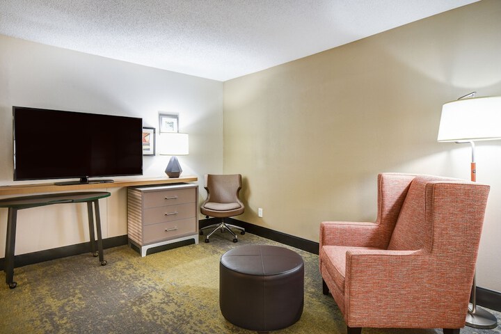 Holiday Inn Allentown-Bethlehem by IHG