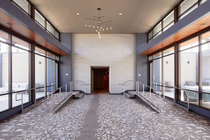 Ballroom/Hall 71 of 86