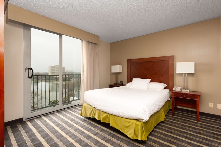 Room 21 of 55
