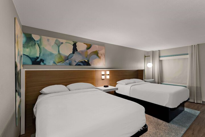 Wyndham Garden Ankeny / Des Moines