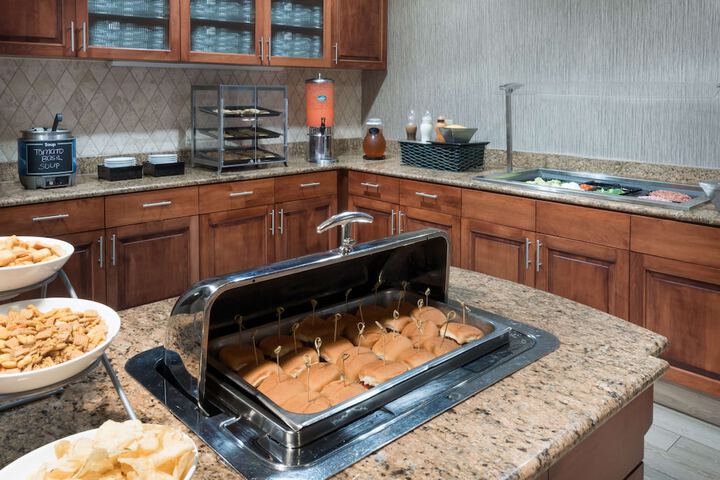 Homewood Suites by Hilton Cleveland-Beachwood