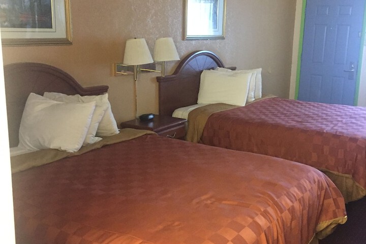 Room 33 of 45