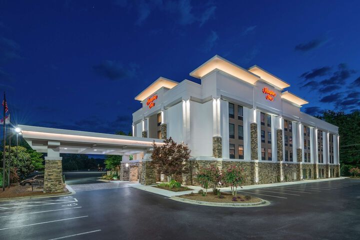 Hotel 2 of 34