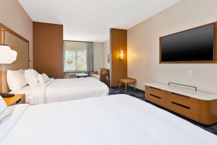 Room 11 of 20