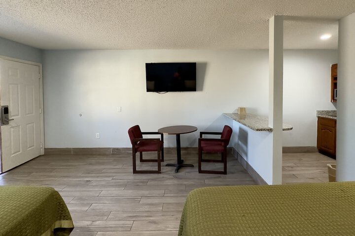 Room 22 of 26
