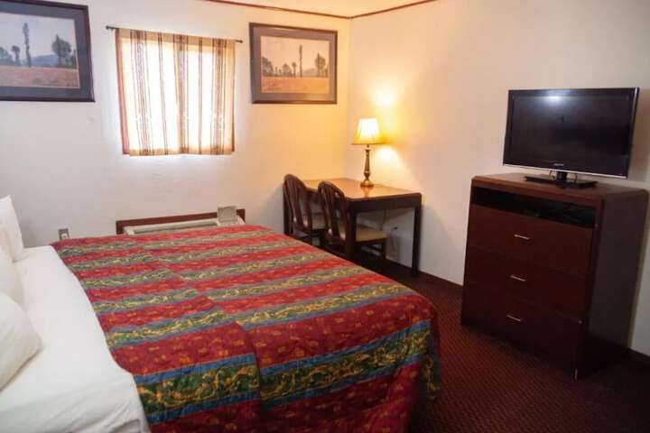Room 12 of 15