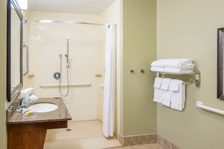 Staybridge Suites Kansas City - Independence by IHG