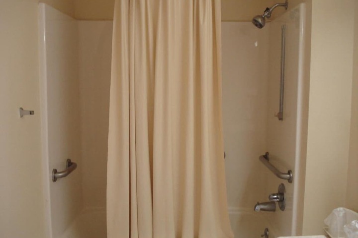 Room 12 of 29