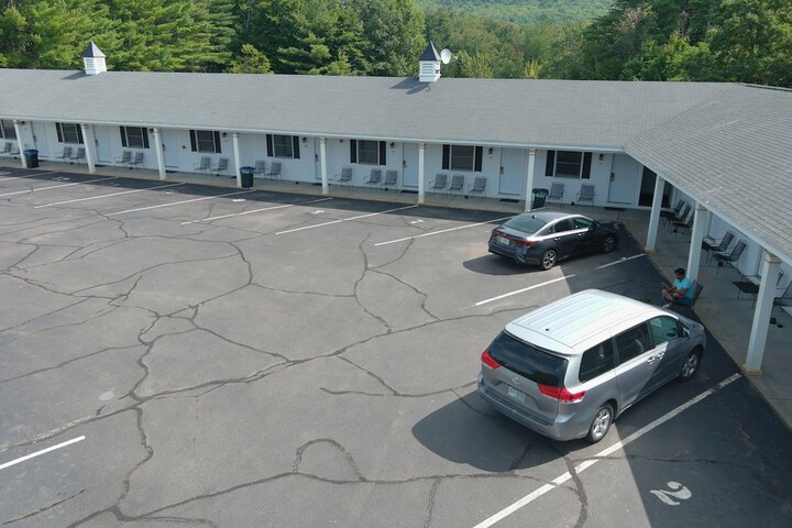 Hotel 18 of 65