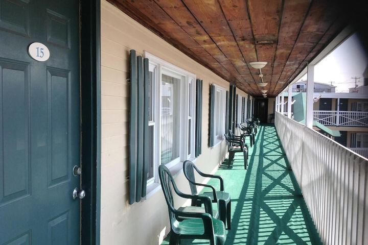 Terrace/Patio 21 of 22