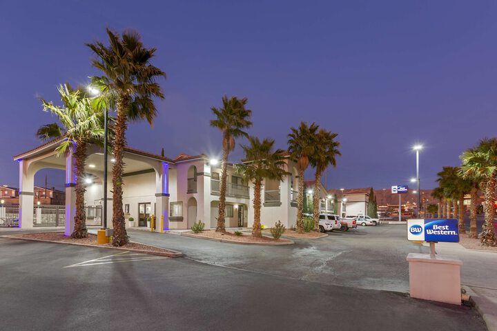 Hotel 3 of 34