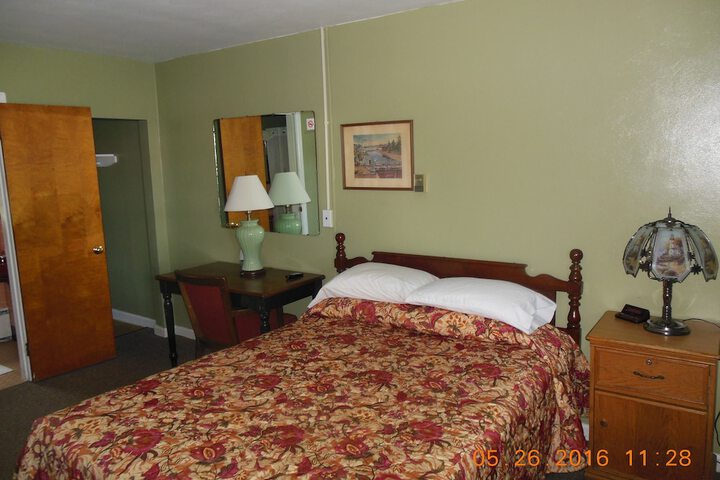 Room 36 of 98
