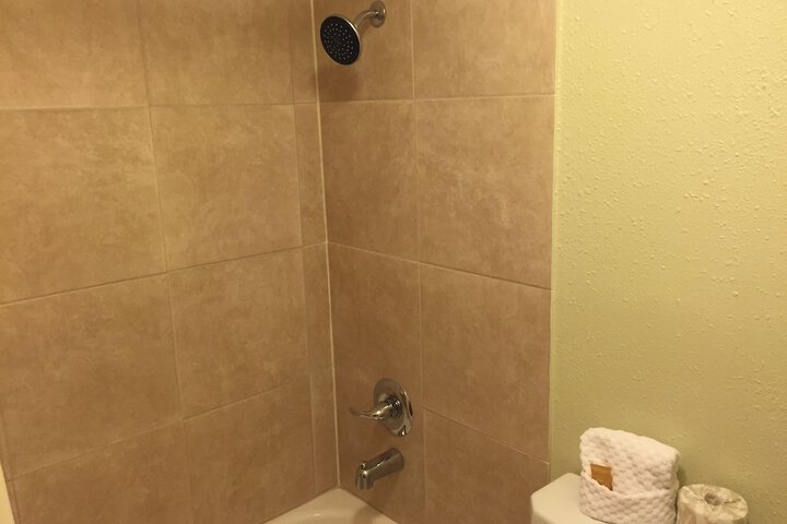 Room 9 of 31