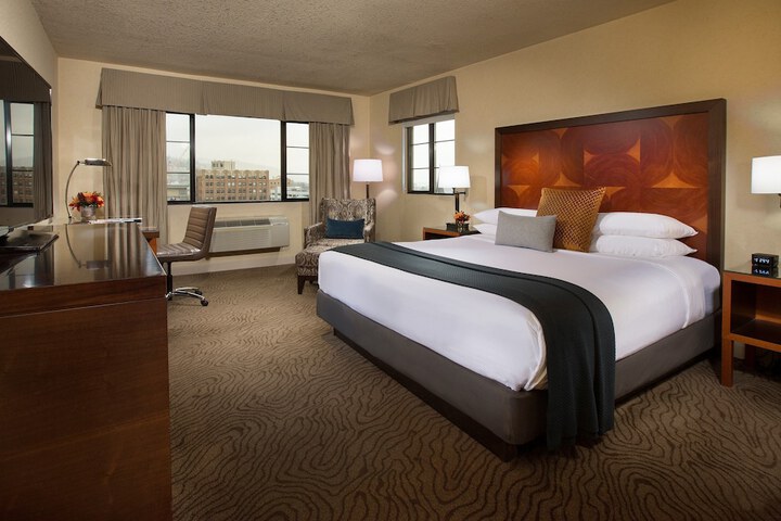 Room 40 of 62