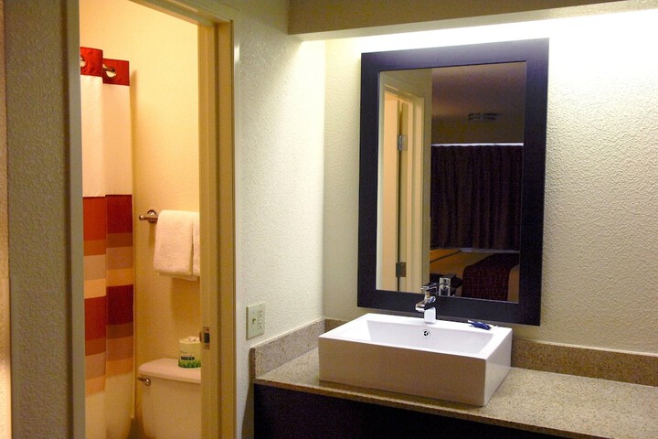 Room 7 of 26