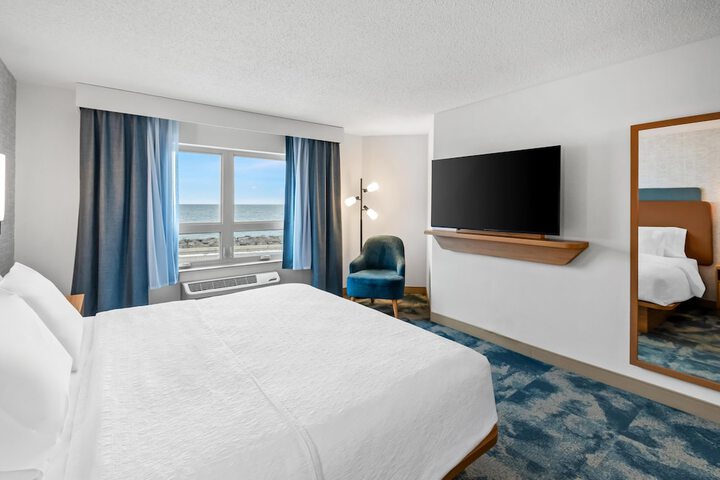 Hampton Inn Duluth Canal Park