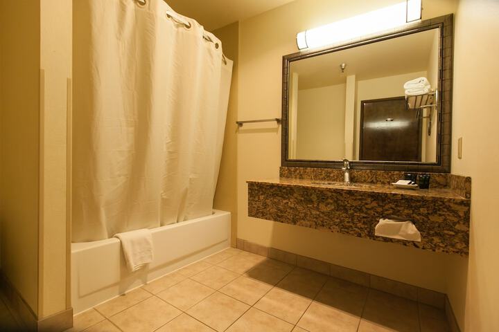 Best Western Plus Tree House