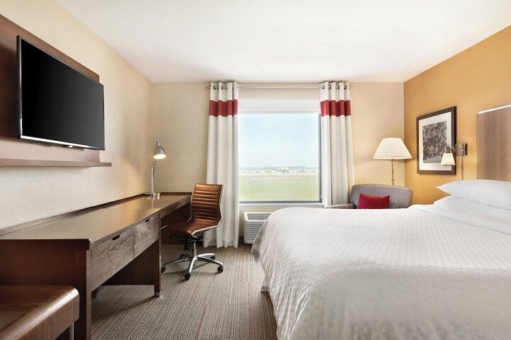 Four Points by Sheraton Fargo Medical Center