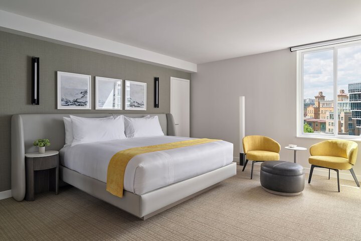 Room 35 of 43