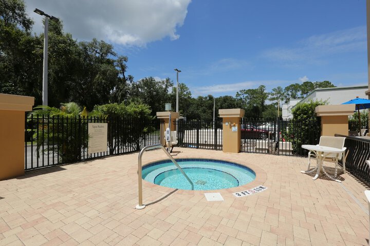 Pool 15 of 73