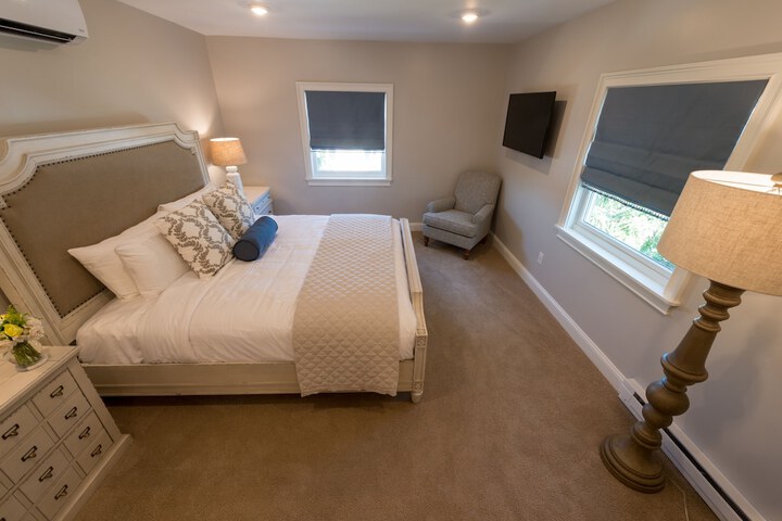 Room 17 of 62