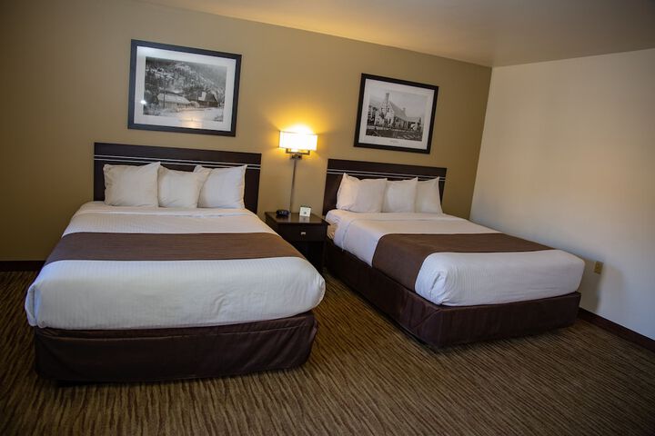 Room 28 of 43