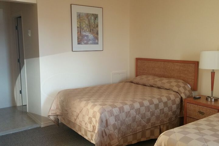 Room 9 of 31