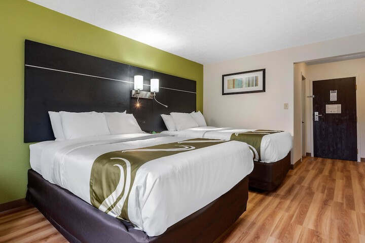Quality Inn Coraopolis - Pittsburgh Airport