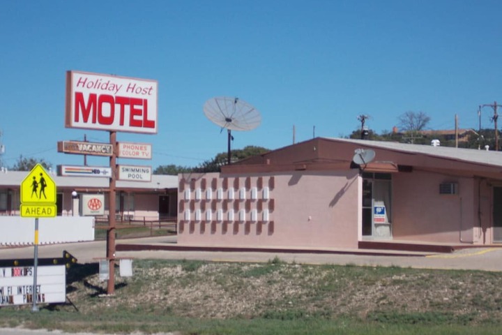 Hotel 4 of 23
