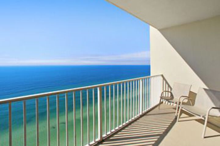 Tidewater 2313 128239 by RedAwning